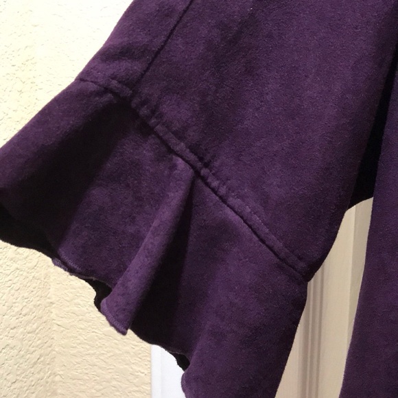 Top - Picture 2 of 5